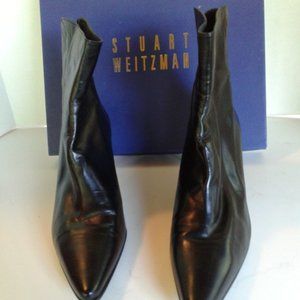 Stuart Weitzman black leather ankle boots size 7